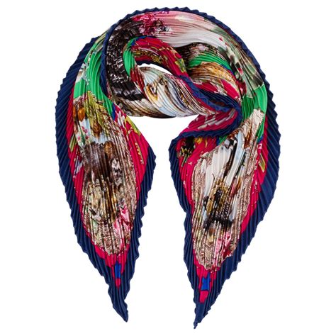 hermes pleated scarf price.